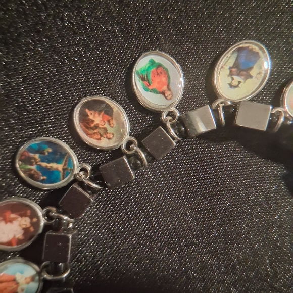 Christian Catholic Silver Charm Bracelet with Colorful Portraits Of Saints. - Picture 4 of 10